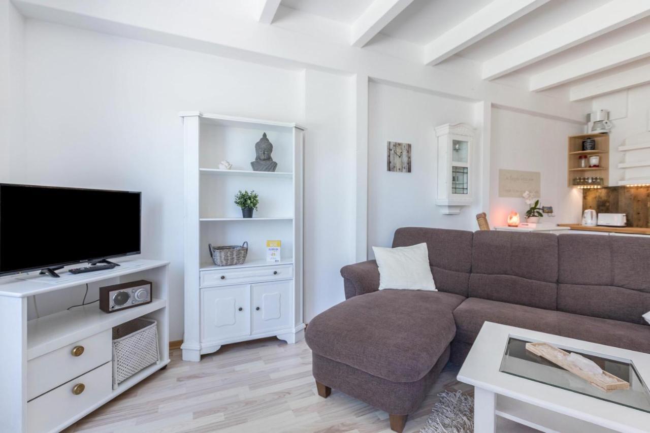 Denkerhof Apartment Bergkristall Reußenköge Exteriör bild