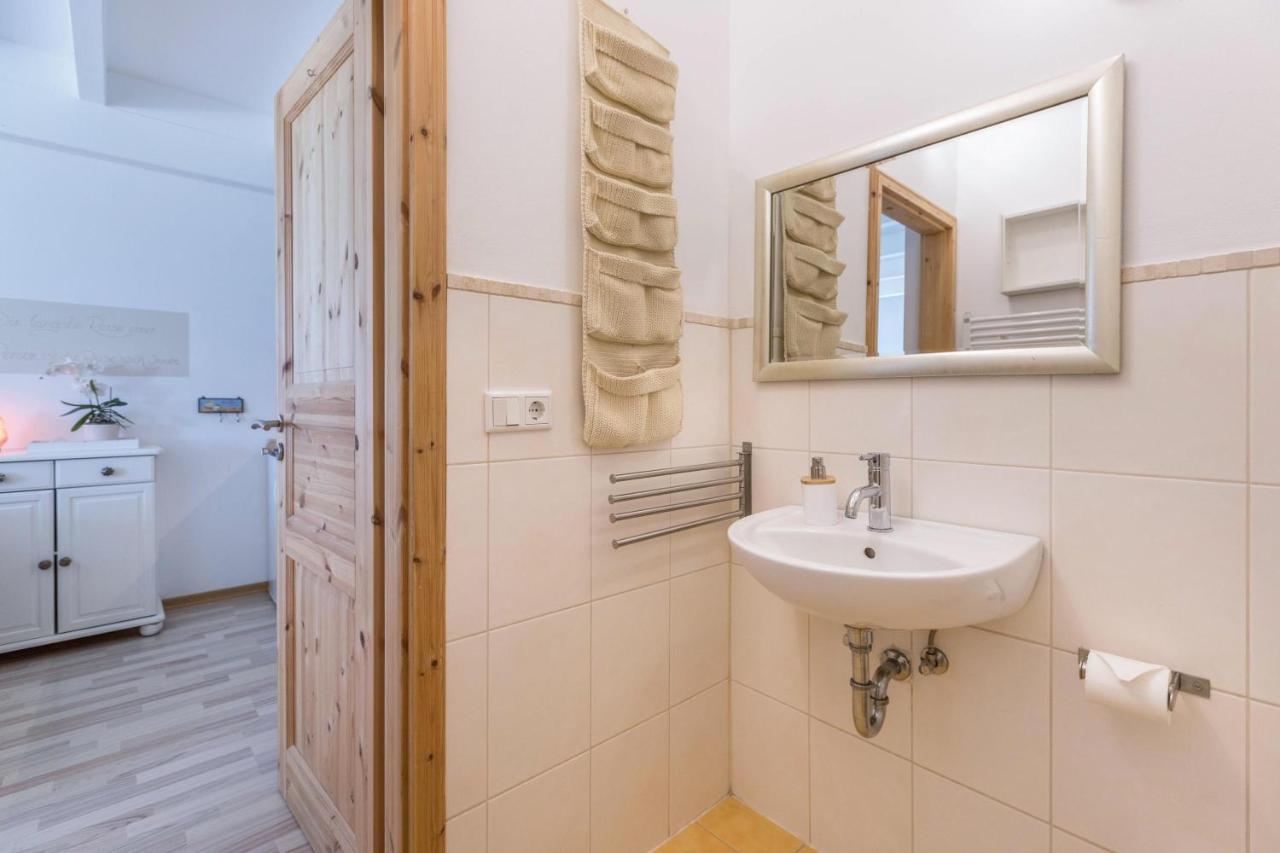Denkerhof Apartment Bergkristall Reußenköge Exteriör bild